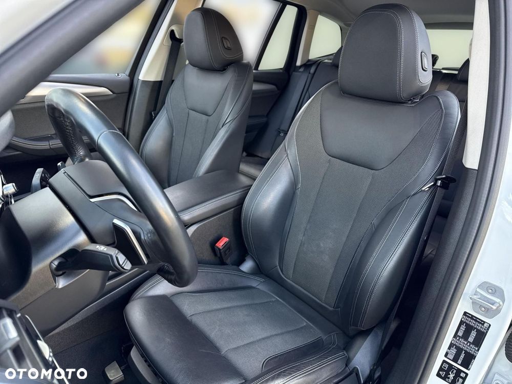 BMW X3 xDrive30i GPF Advantage - 12