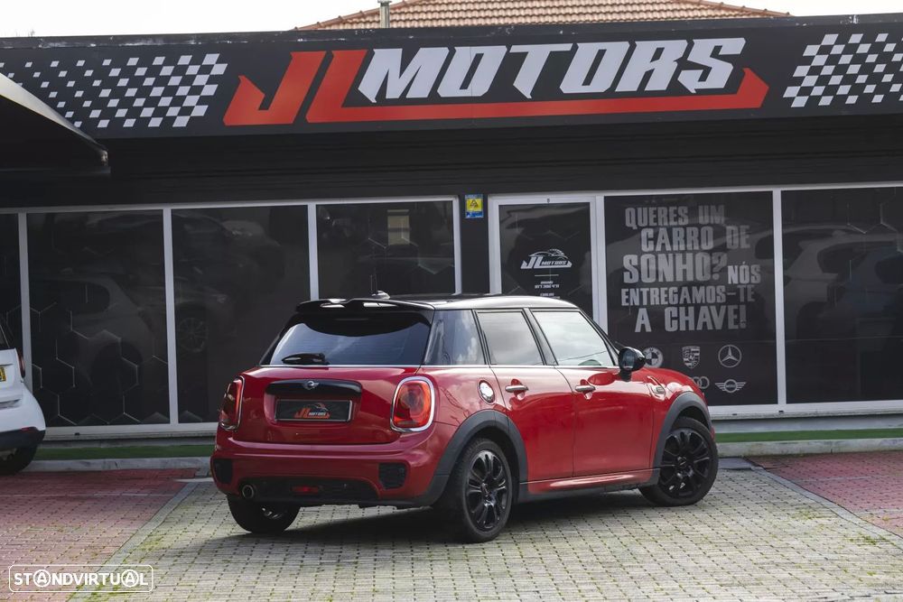 MINI 5 Portas Cooper D - 25