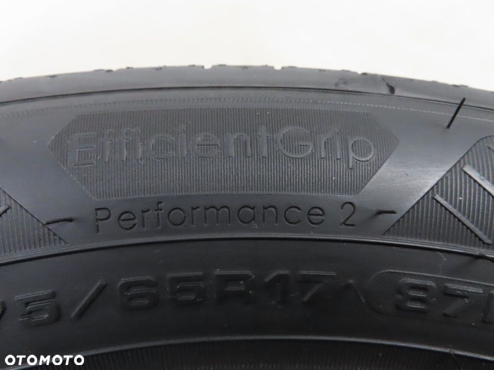 2x 175/65R17 OPONY LETNIE Goodyear EfficientGrip Performance 2 87H - 3
