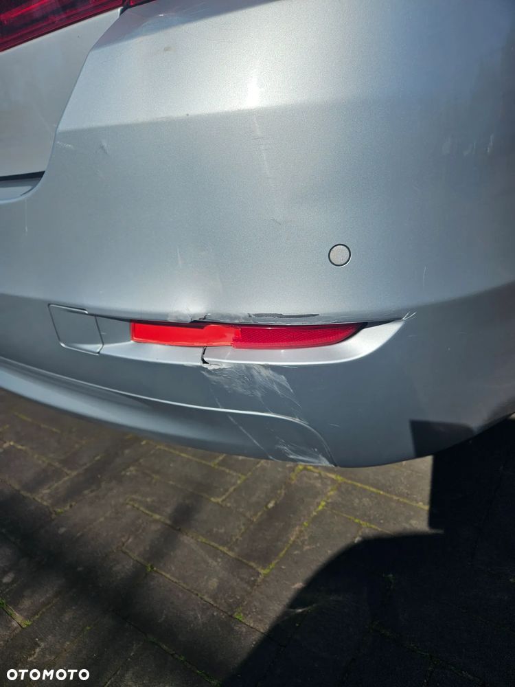 BMW Seria 5 520d xDrive - 17