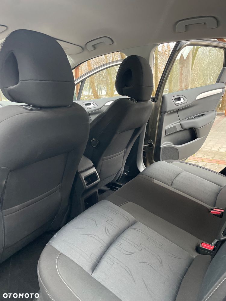 Citroën C4 HDi 110 Exclusive - 18
