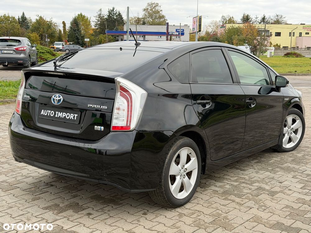 Toyota Prius 2012 photo 5