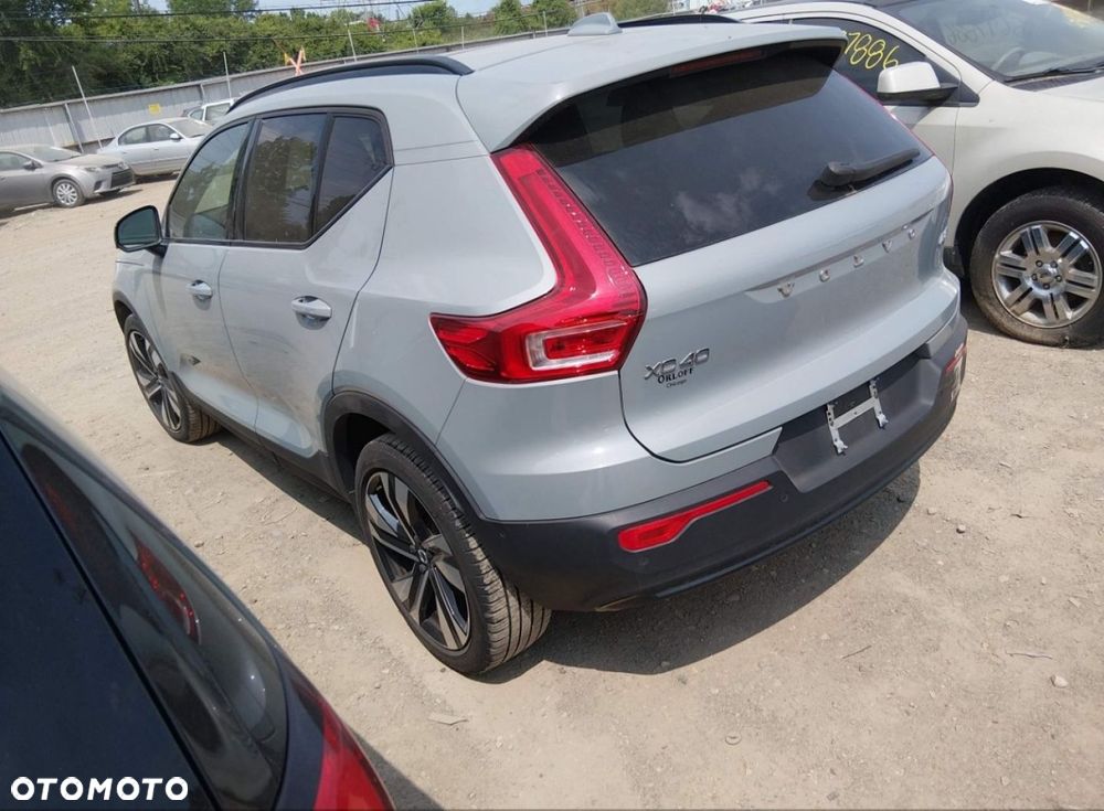 Volvo XC 40 - 5