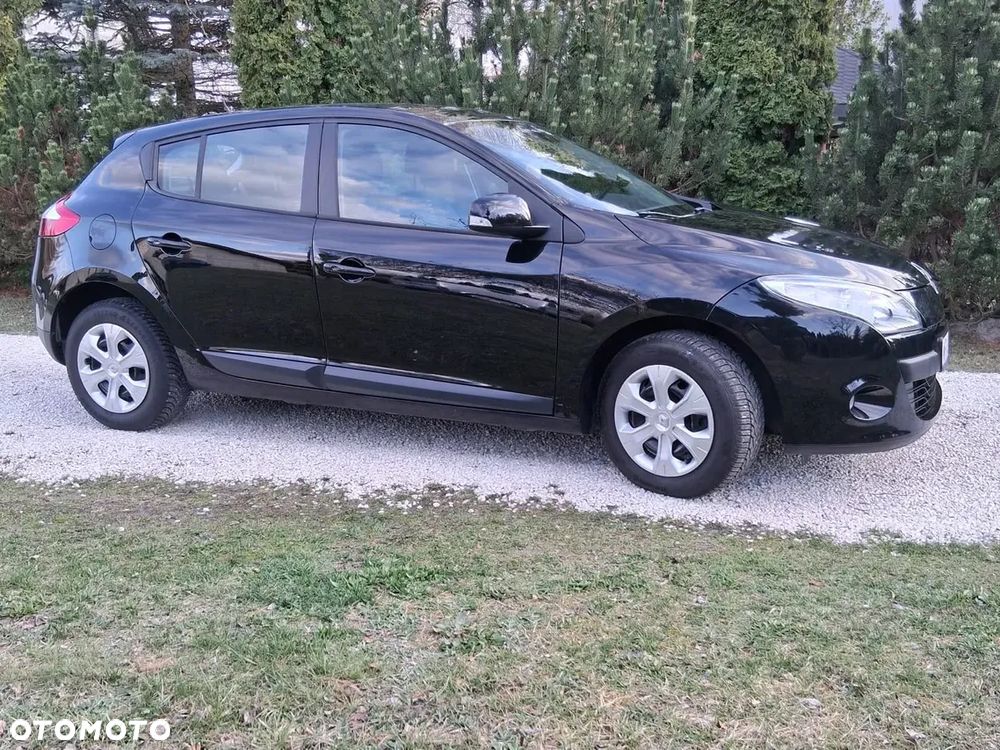 Renault Megane - 11
