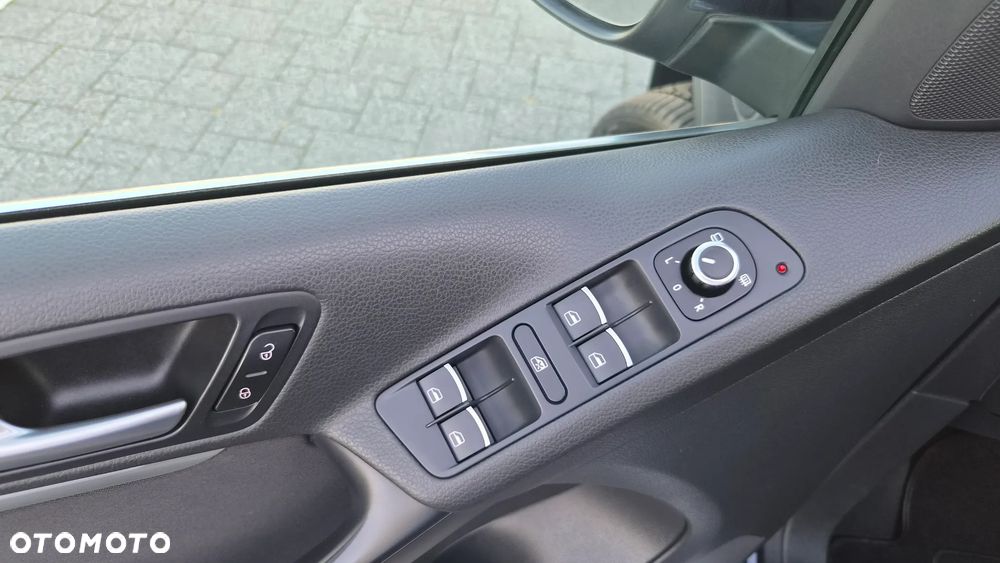 Volkswagen Tiguan - 25