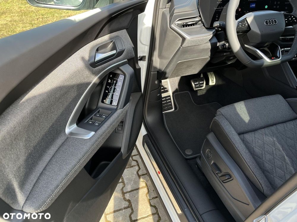 Audi Q5 Sportback - 22