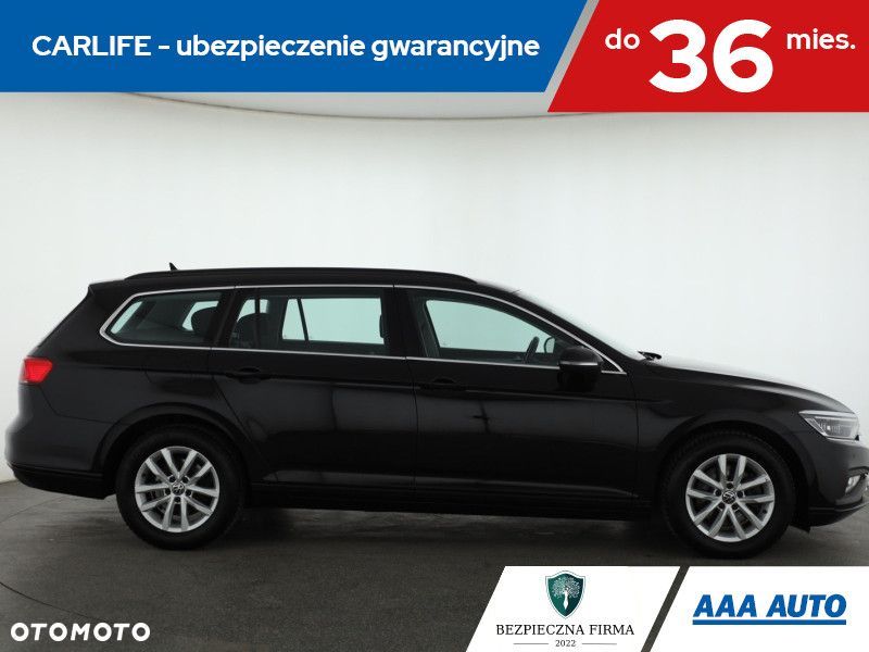 Volkswagen Passat Variant - 8