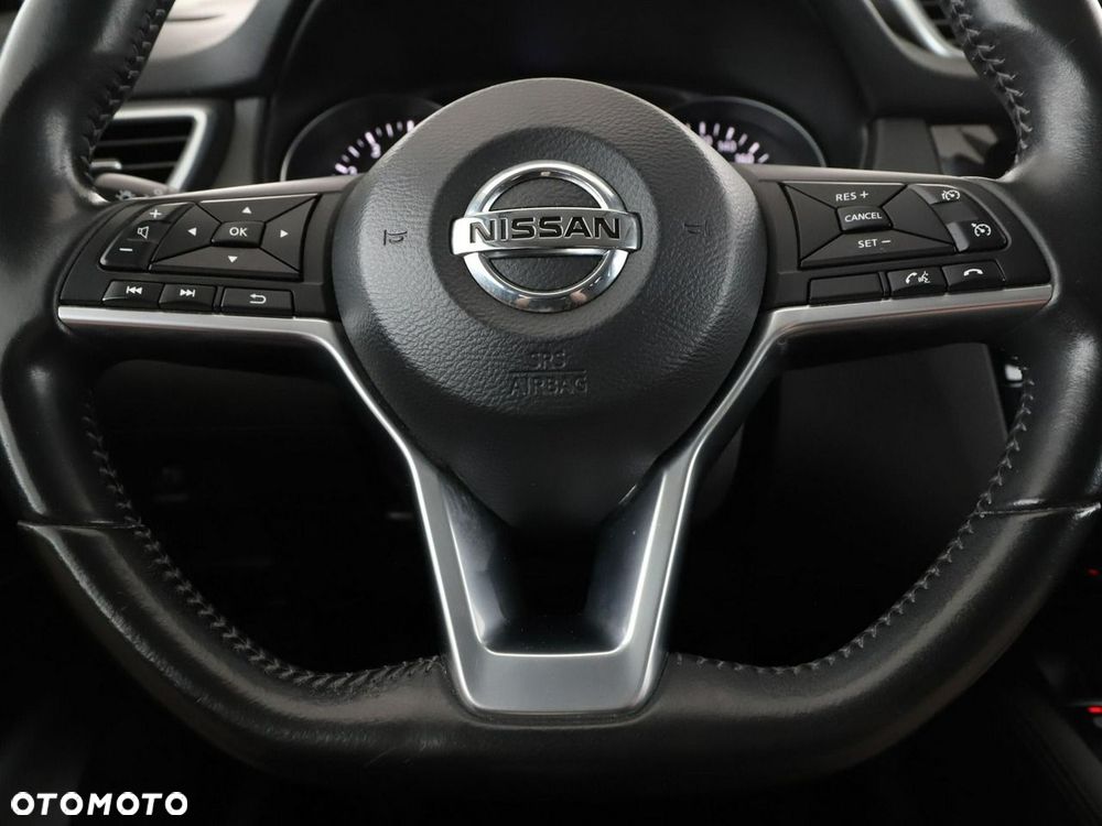 Nissan Qashqai 1.6 DIG-T N-Connecta - 22