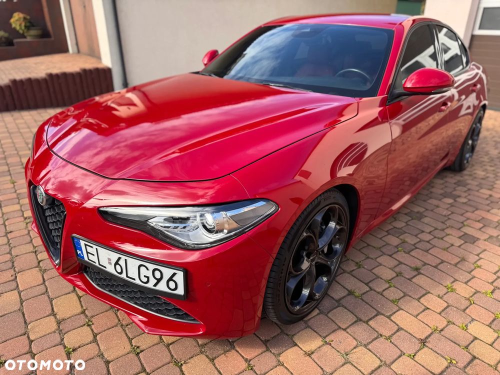 Alfa Romeo Giulia - 5