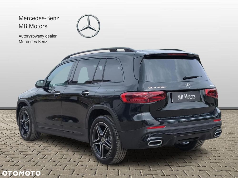 Mercedes-Benz GLB - 5