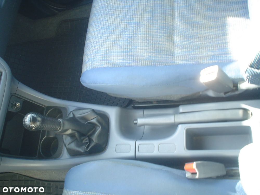Nissan X-Trail 2.5 Elegance - 11