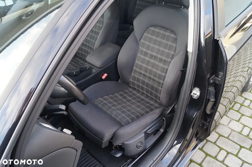 Audi A4 Avant 2.0 TDI DPF Ambition - 20