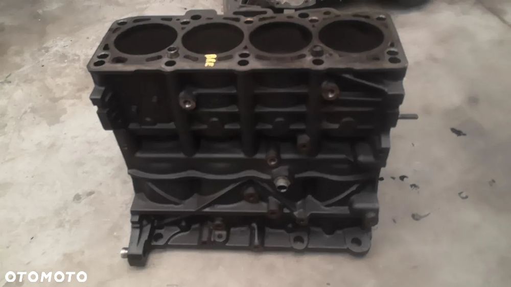 SILNIK BLOK  BRE 2.0 TDI - 3