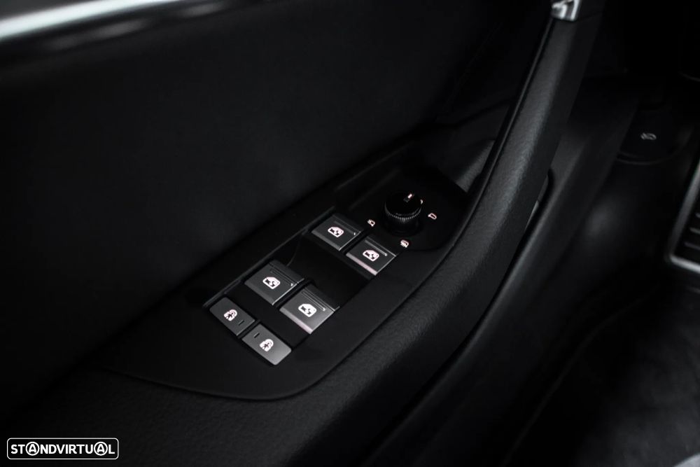 Audi A6 Avant 55 TFSI e quattro S tronic S line - 19