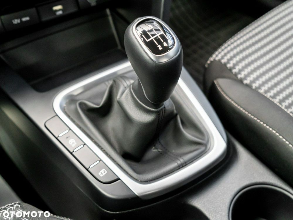 Kia Ceed 1.5 T-GDI M - 16