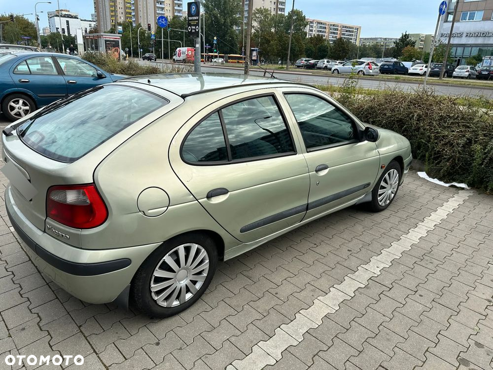 Renault Megane - 2