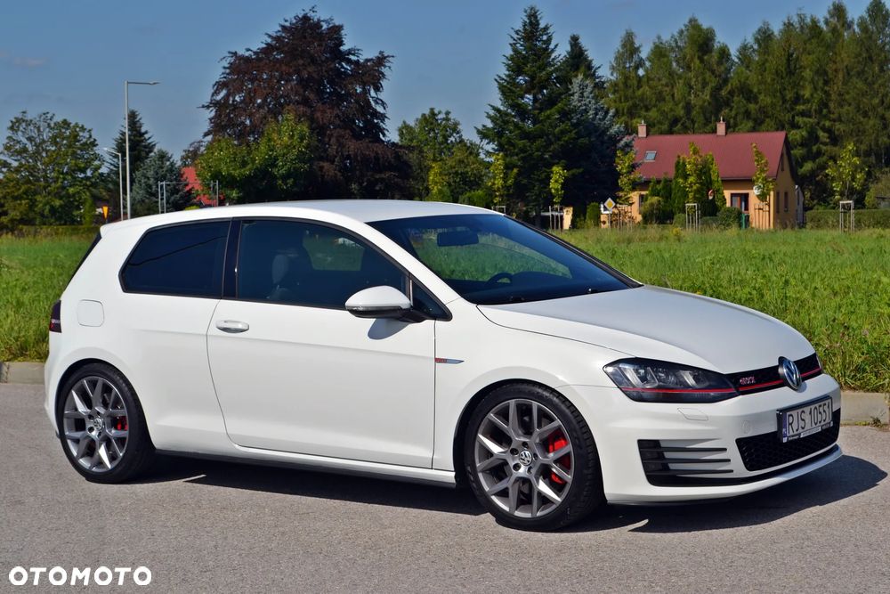 Volkswagen Golf VII 2.0 TSI BMT GTI - 1