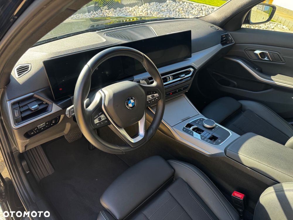 BMW Seria 3 - 24