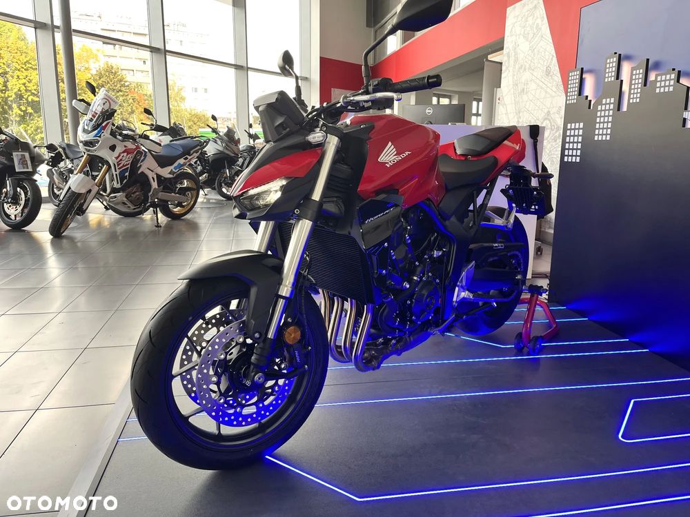Honda CB - 2