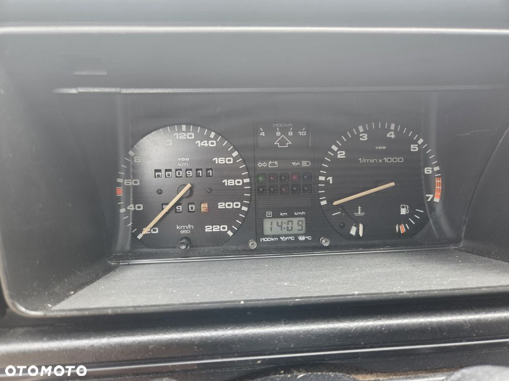 Volkswagen Golf - 8