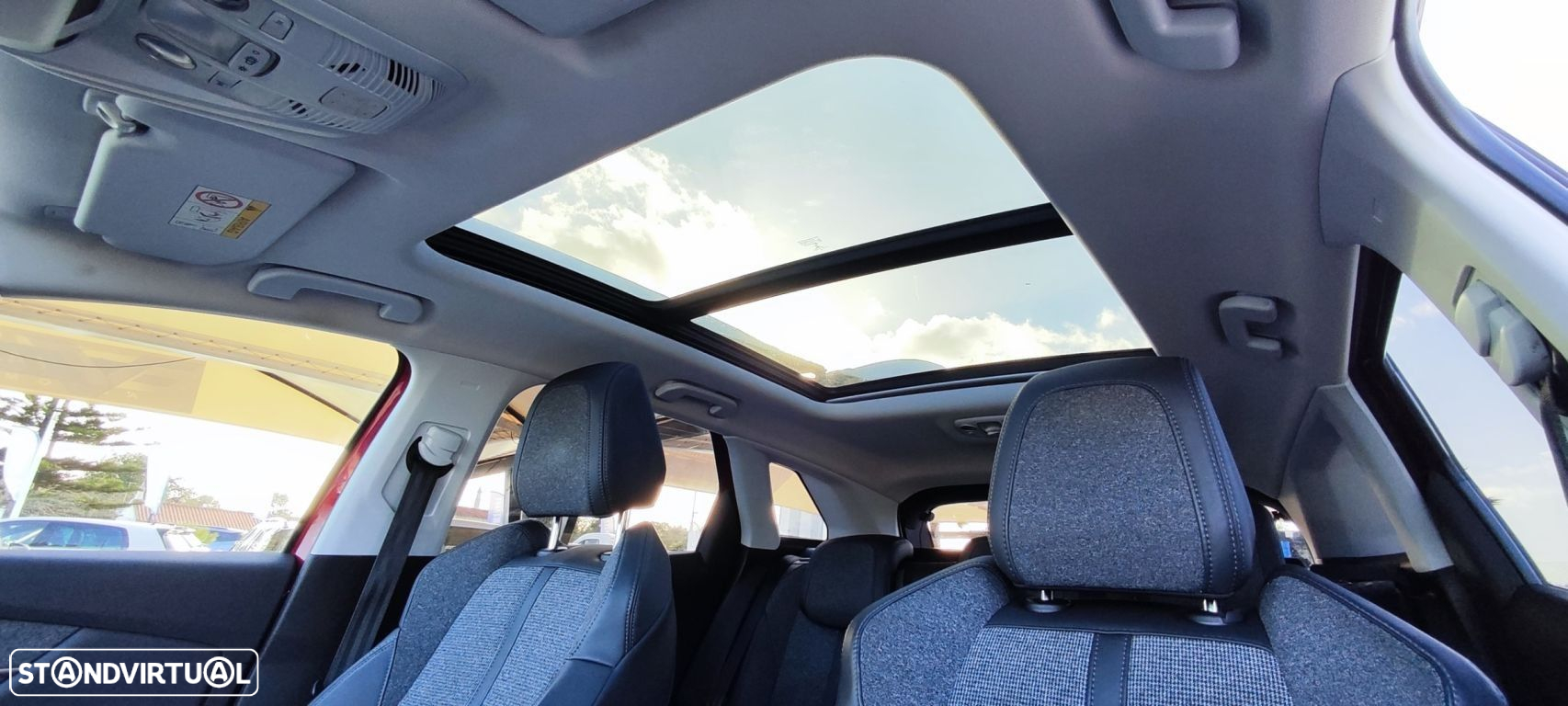 Peugeot 3008 1.2 PureTech Allure - 24