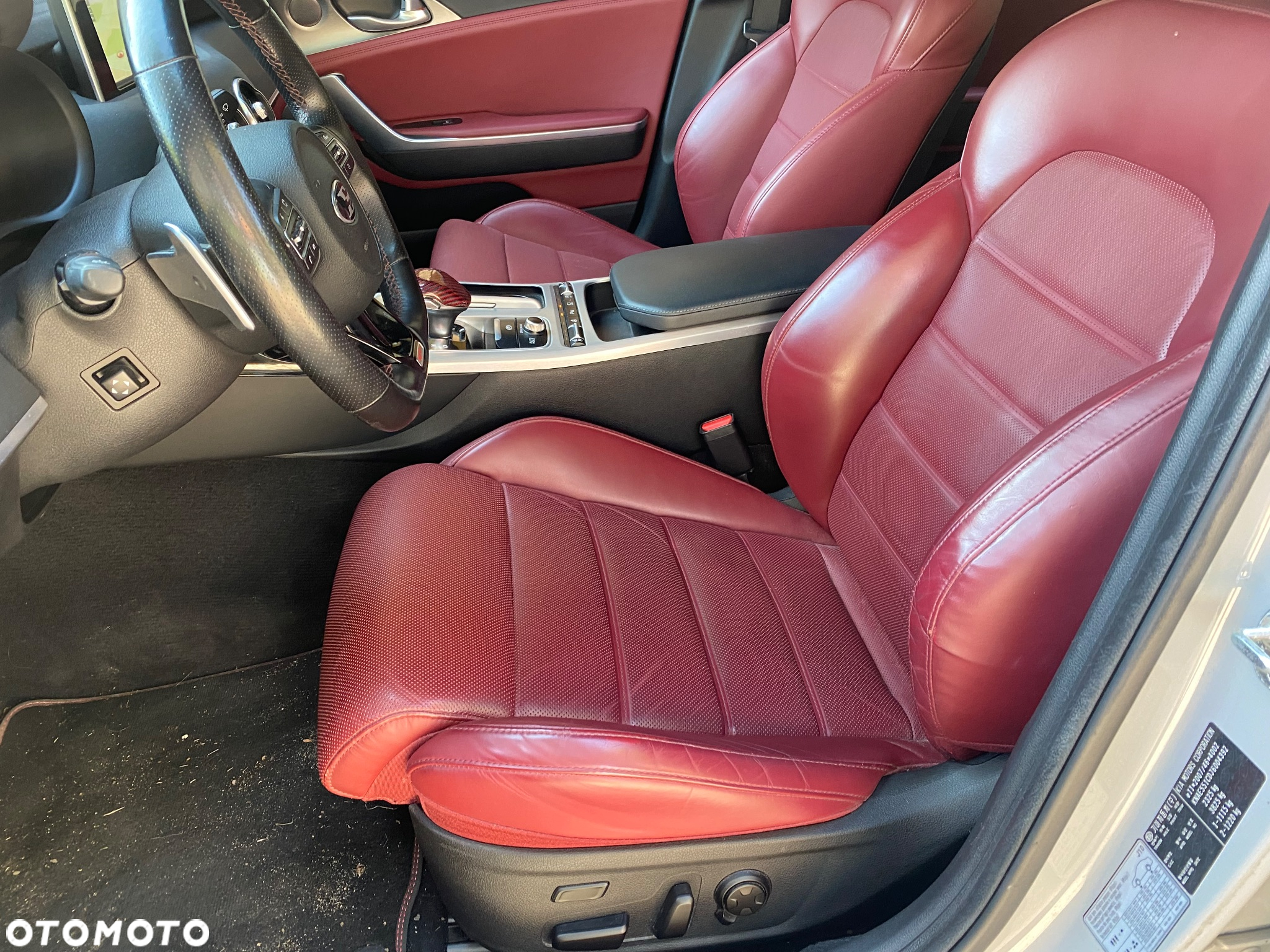 Kia Stinger 3.3 T-GDI V6 GT AWD - 19