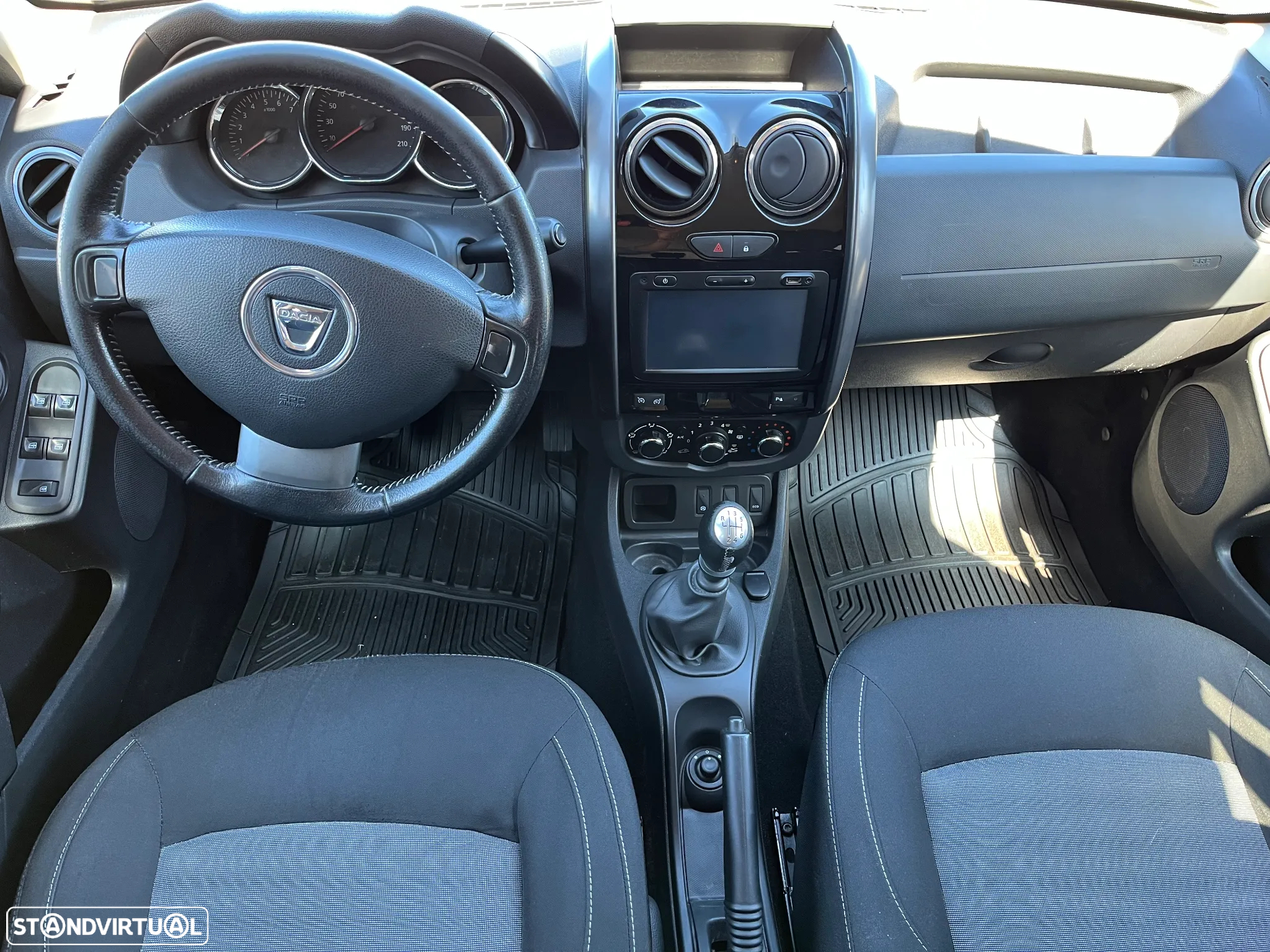 Dacia Duster 1.5 dCi Prestige - 14