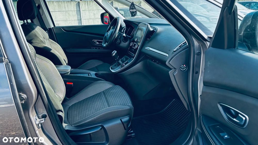 Renault Grand Scenic Gr 1.3 TCe Energy Bose - 17