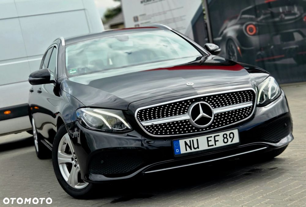 Mercedes-Benz Klasa E 220 d 9G-TRONIC - 2