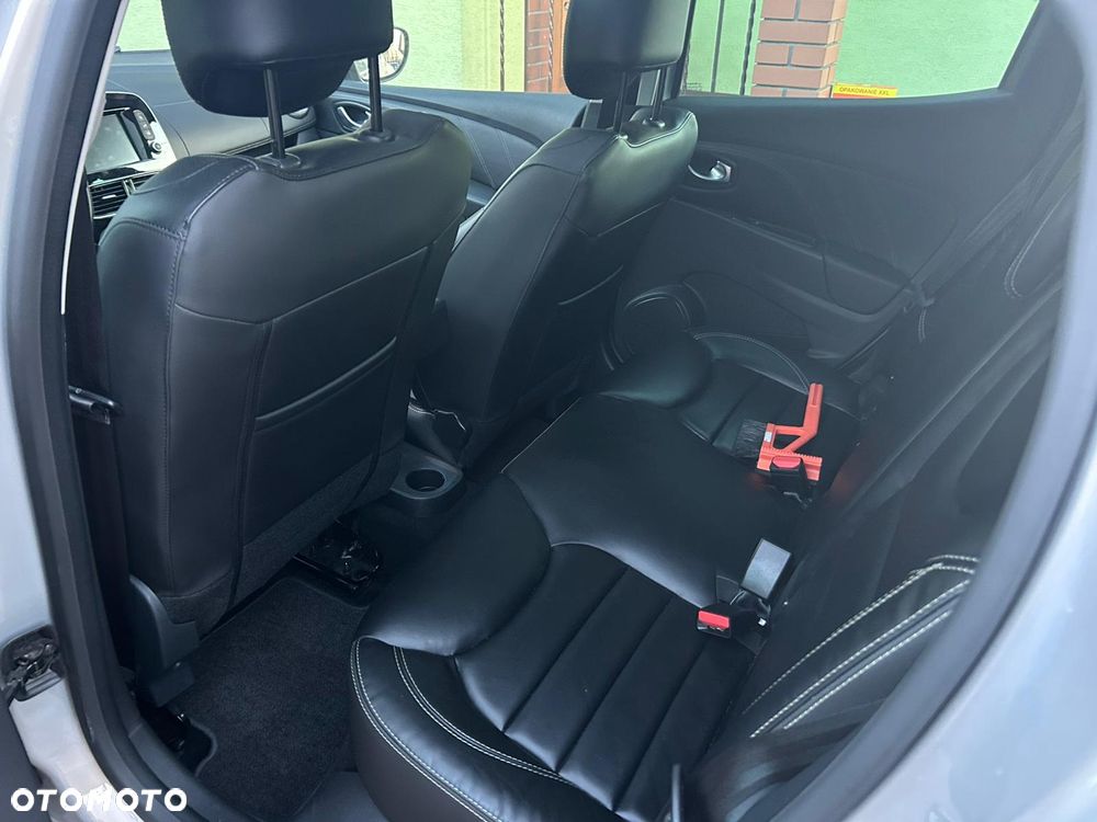 Renault Clio Energy TCe 120 INITIALE PARIS - 9