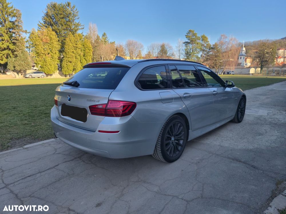 BMW Seria 5 520d Aut. Luxury Line - 8