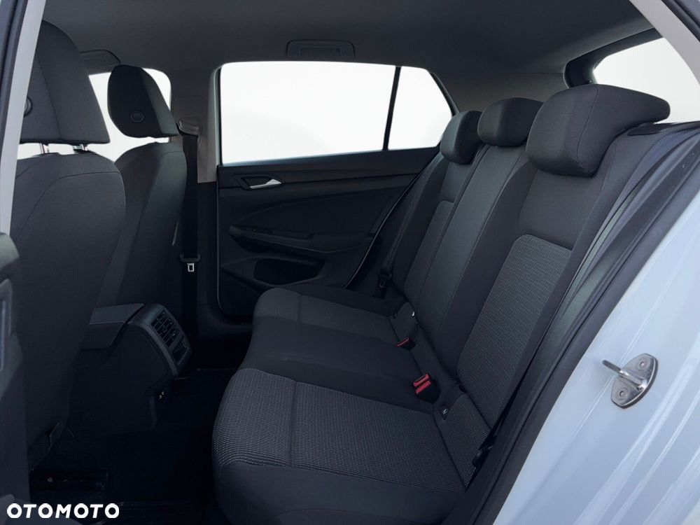 Volkswagen Golf - 20