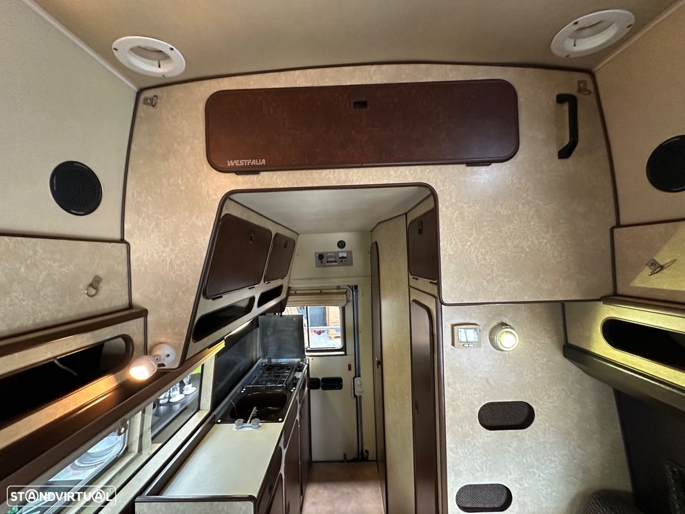 Mercedes-Benz James Cook - 16