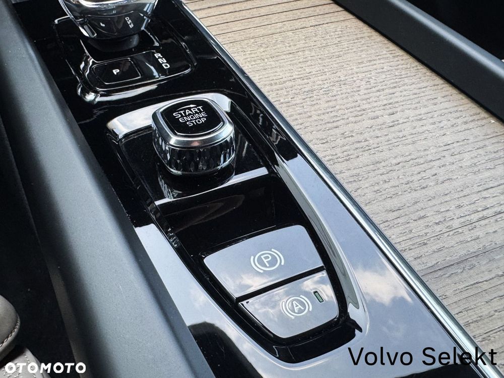 Volvo XC 60 - 23