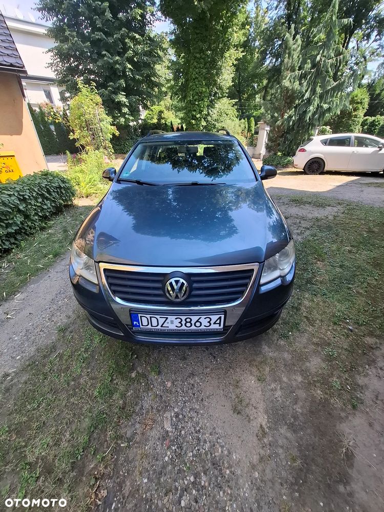 Volkswagen Passat 2.0 TDI DPF Trendline DSG - 2