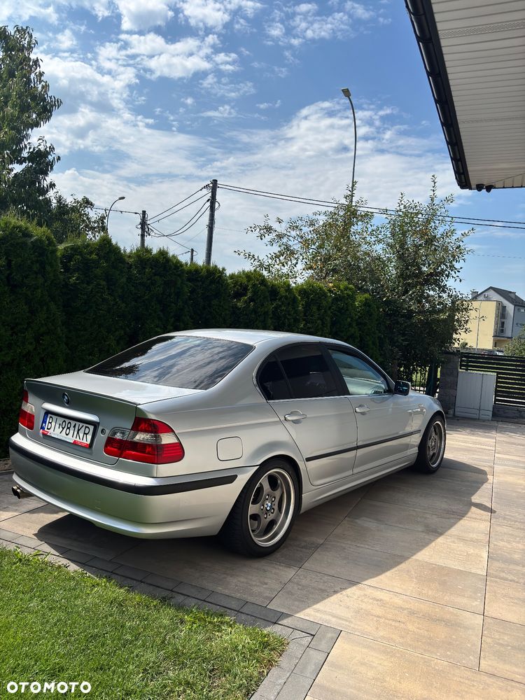 BMW Seria 3 330i Edition Sport - 1