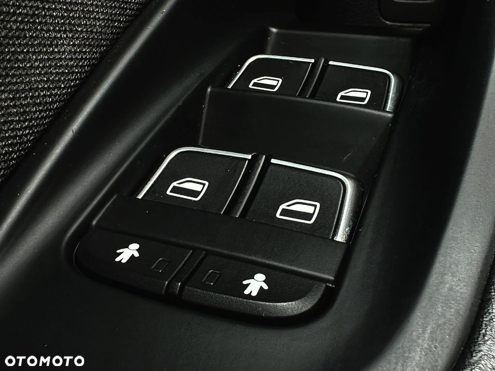 Audi A6 Avant 2.0 TDI ultra S tronic - 31