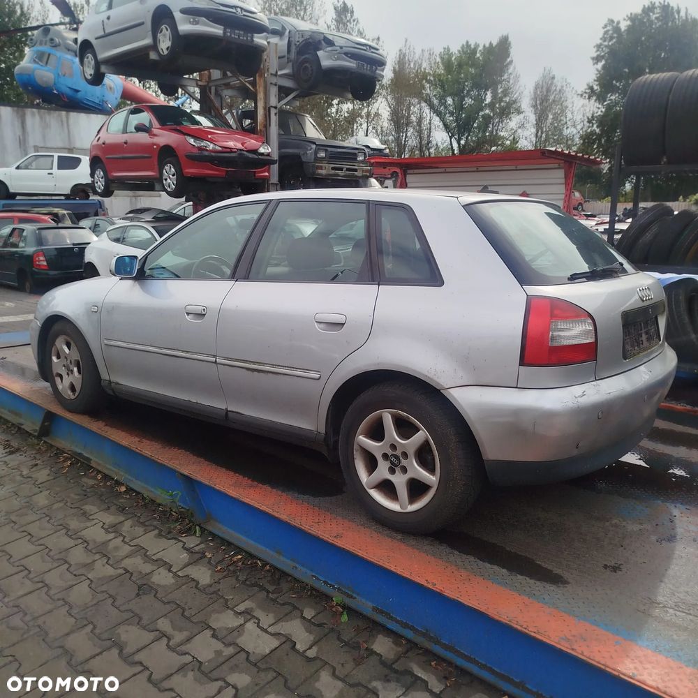 Audi A3 8L na części . - 7