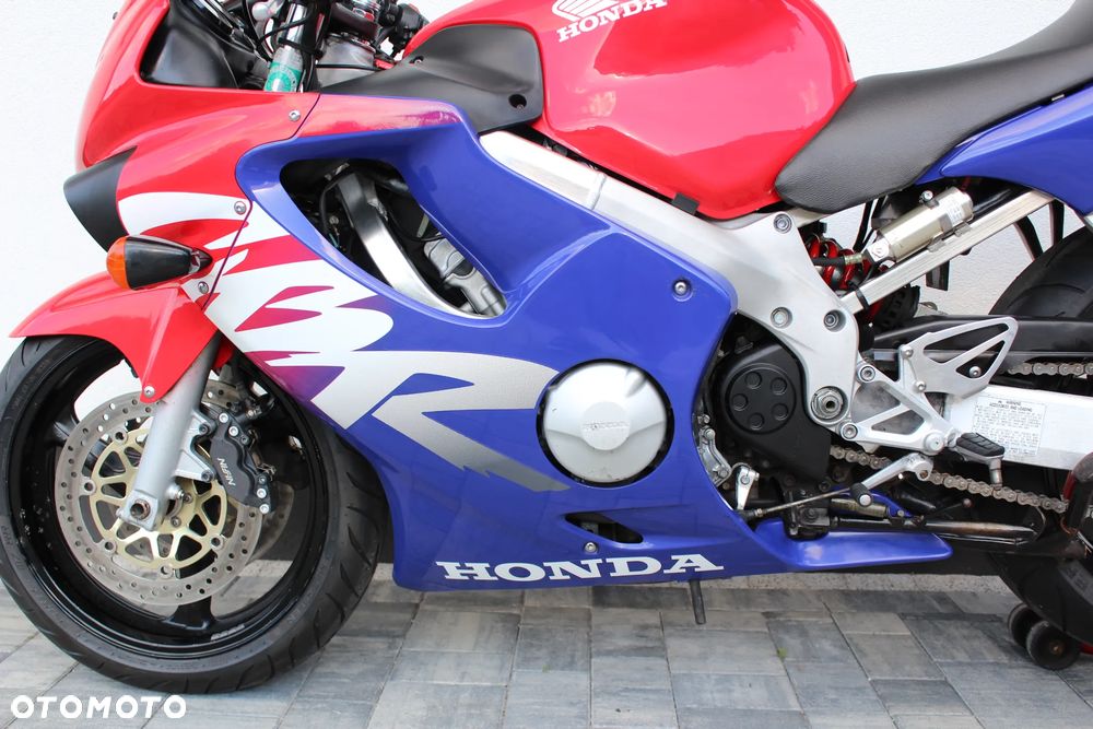 Honda CBR - 18