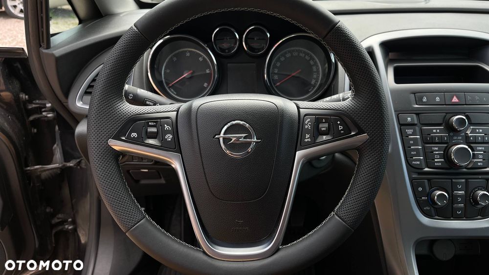 Opel Astra 1.7 CDTI - 11