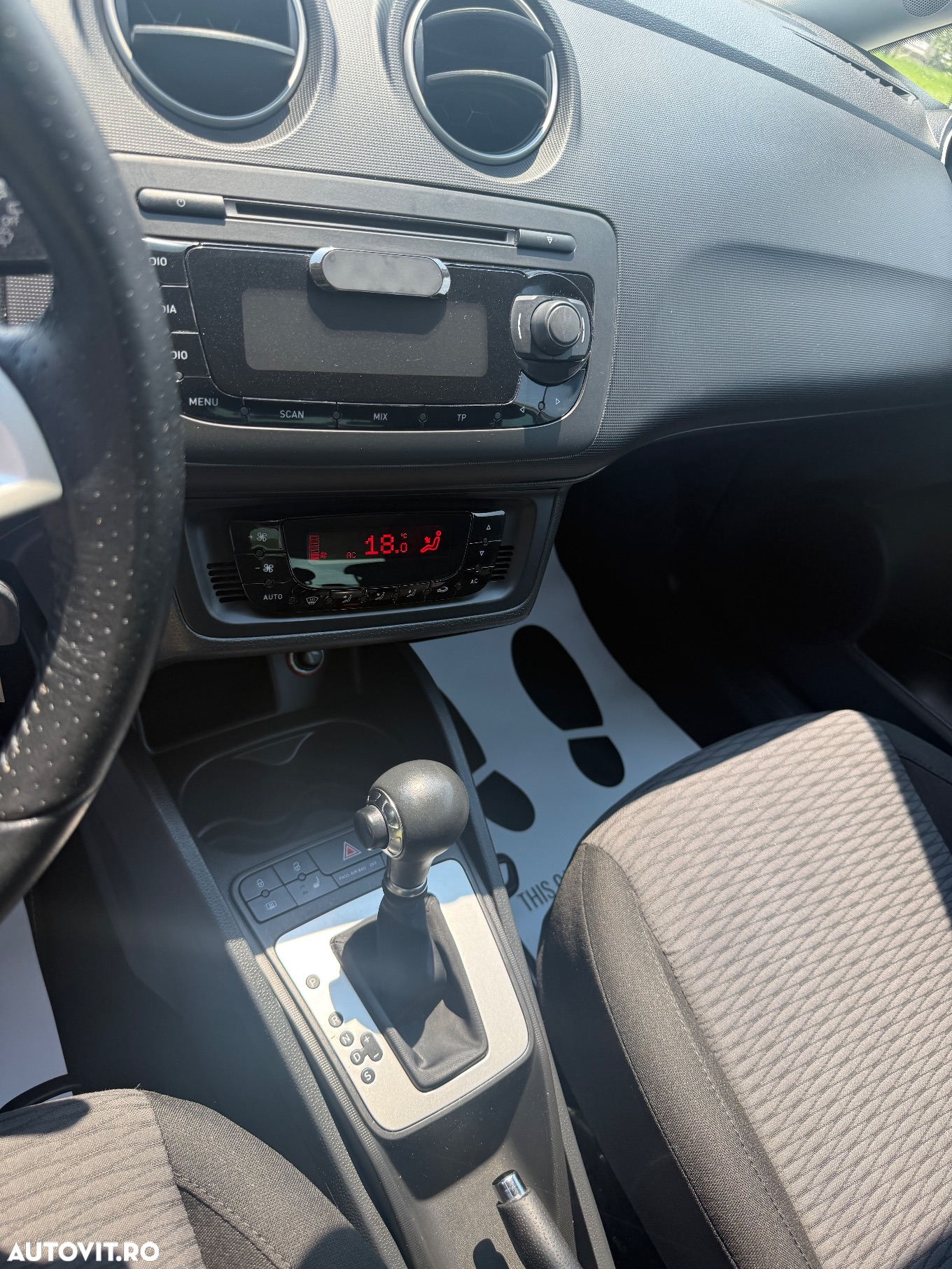 Seat Ibiza SC 1.2 TSI DSG Sport - 6