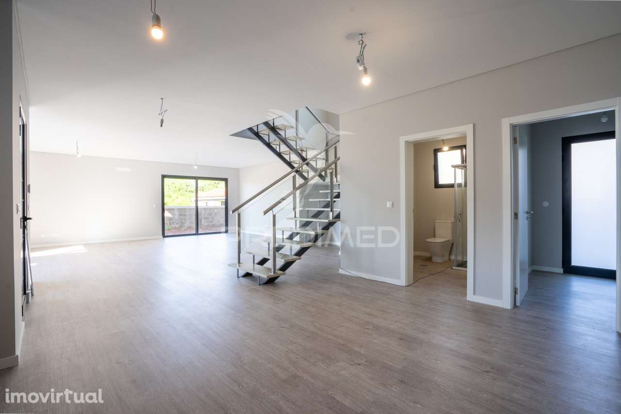 Moradia Nova T3 em Funchal - Grande imagem: 3/23