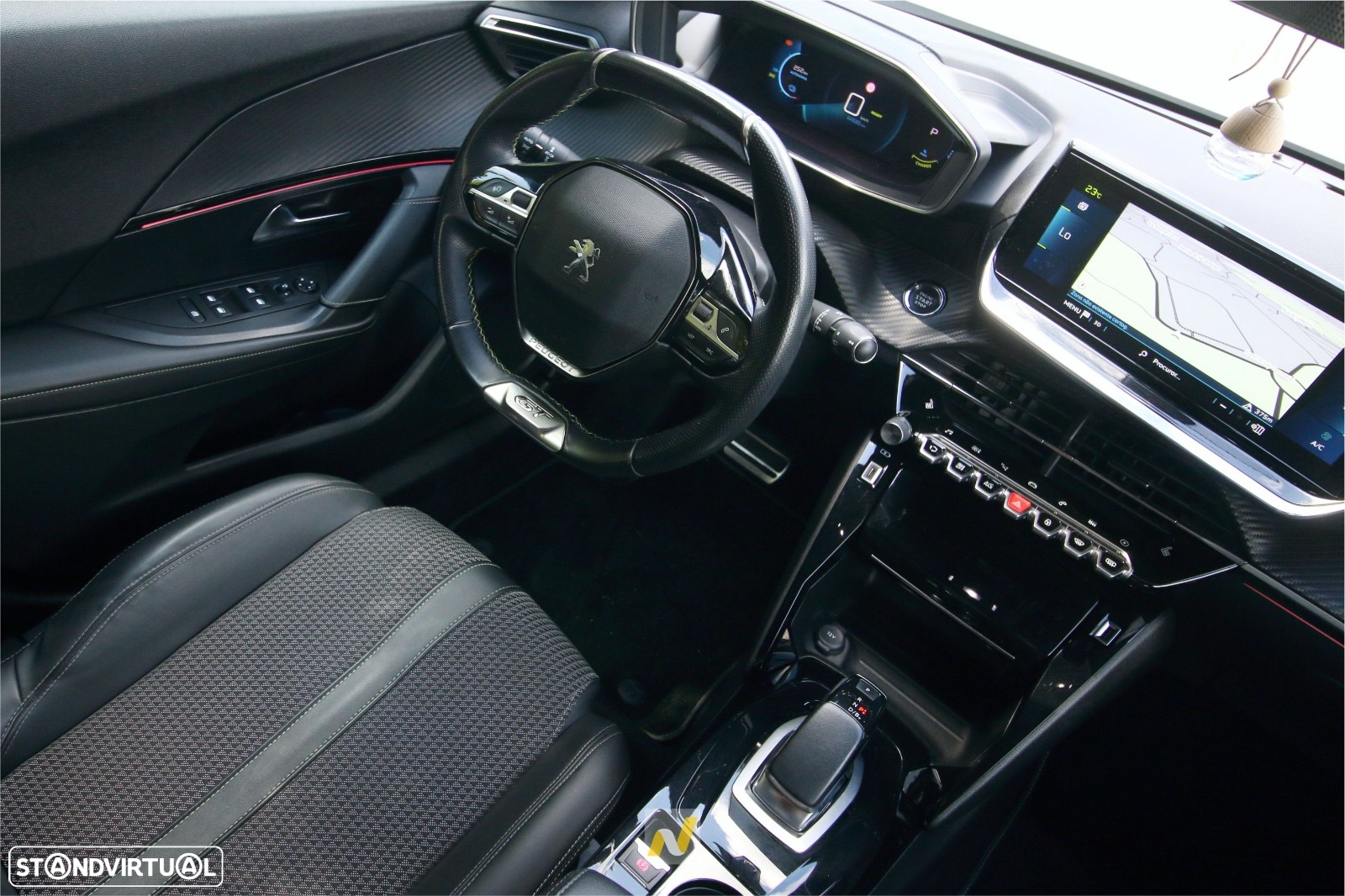 Peugeot e-2008 50 kWh GT Pack - 12