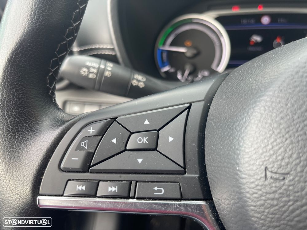 Nissan Juke 1.6 Hybrid N-Connecta Two Tone - 18