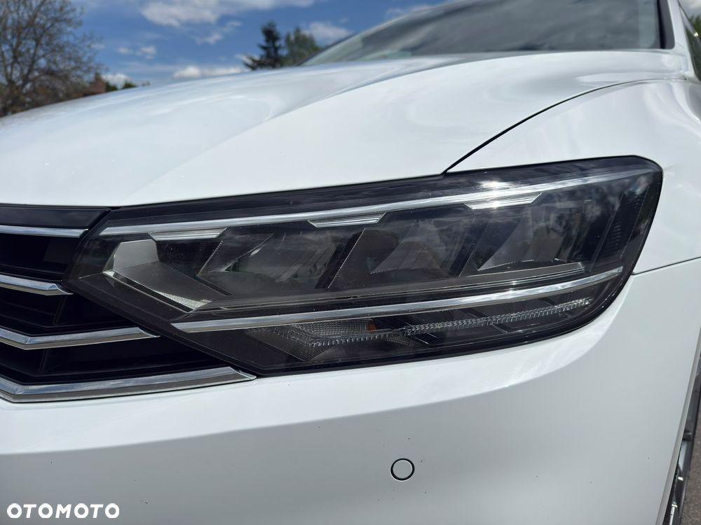 Volkswagen Passat 2.0 TDI EVO Business DSG - 11