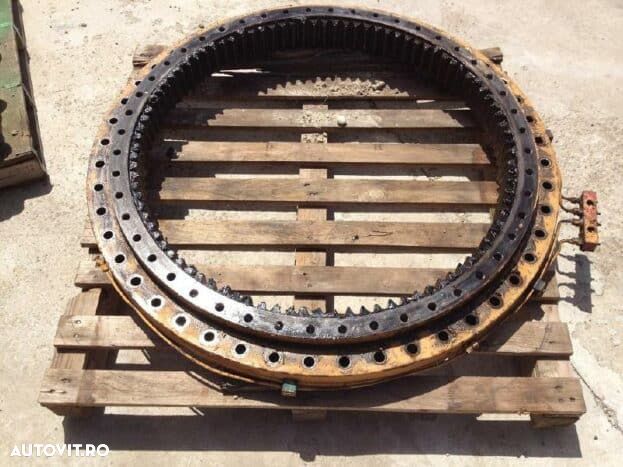 Coroana de rotire pentru komatsu pc220 5 pc220 6 pc220 7 - 1