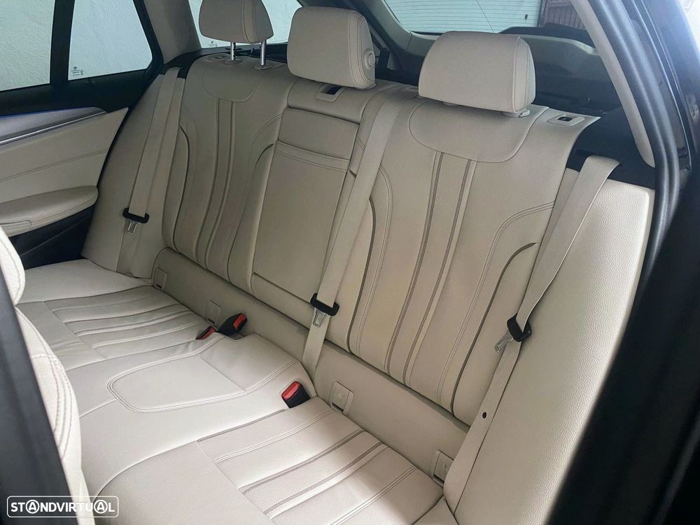 BMW 530 e - 12