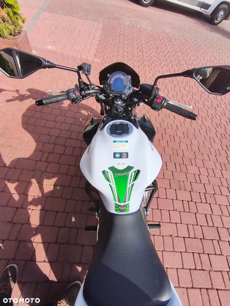 Kawasaki Z 650 - 5