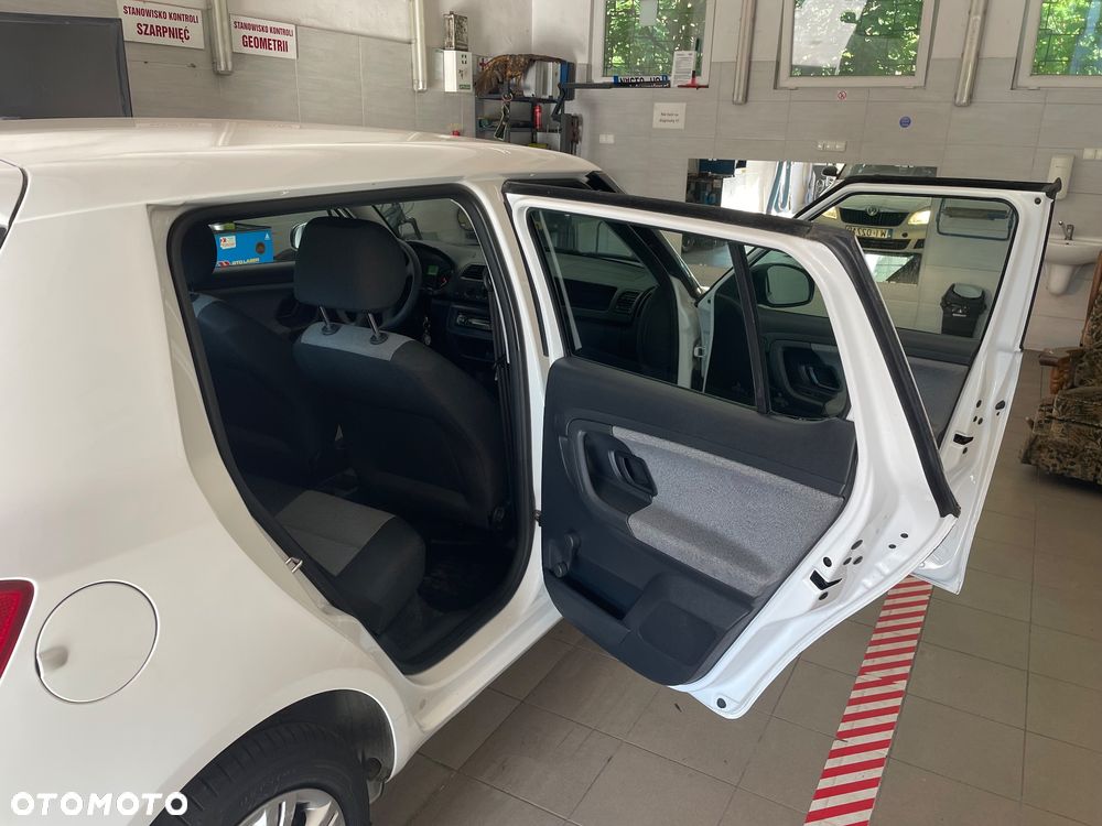 Skoda Fabia 1.6 TDI DPF Active - 11