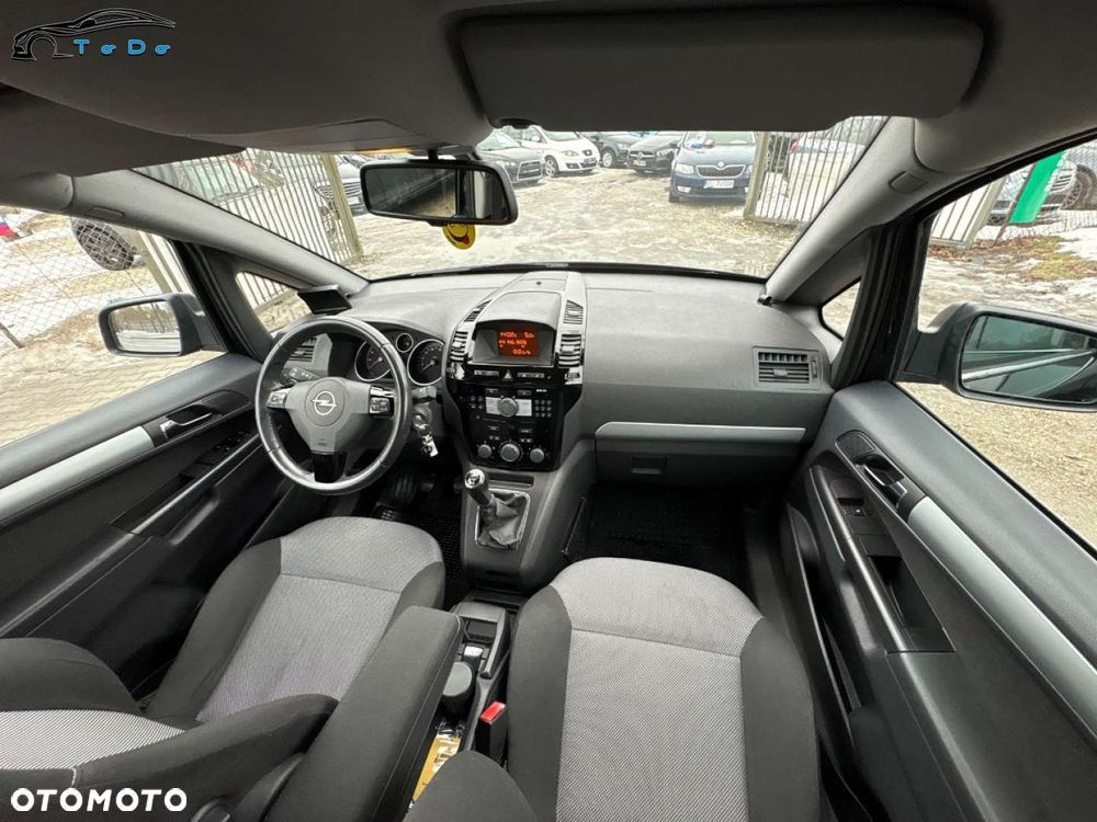 Opel Zafira 1.8 Cosmo - 13